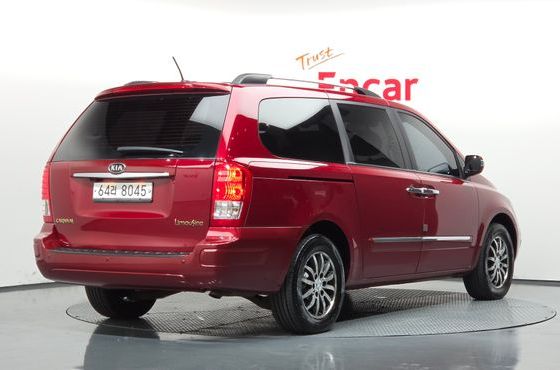 Kia Carnival New Carnival Limousine President — пробег 153 445 км — фото 2 из 5