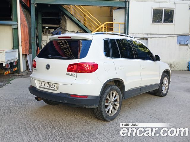 Volkswagen Tiguan 2.0 TDI Comfort 5N — пробег 183 000 км — фото 4 из 5