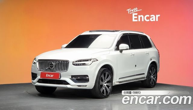 Volvo XC90 B6 Ultimate Bright — пробег 70 758 км — фото 1 из 5