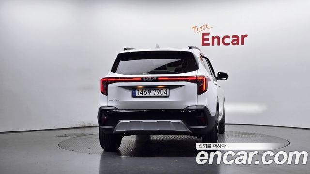Kia Seltos из Кореи Encar
