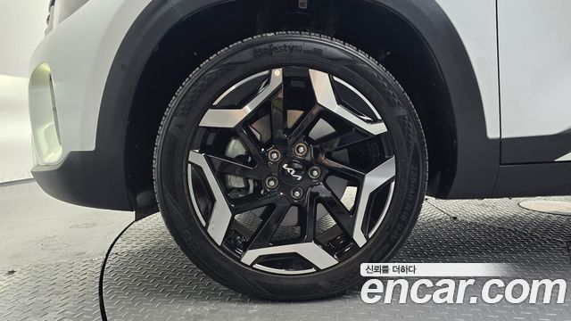 Kia Seltos из Кореи Encar