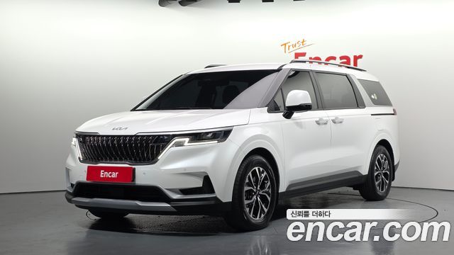 Kia Carnival Gasoline 11-Seater Prestige — пробег 35 342 км — фото 1 из 5