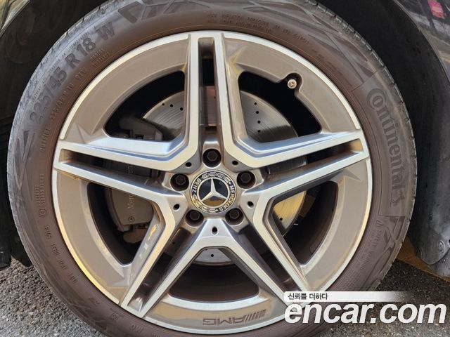 Mercedes-Benz A-Class A220 Hatchback — пробег 8 405 км — фото 5 из 5