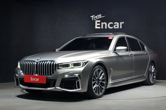 BMW 7-Series 730Ld xDrive M Sport — пробег 64 899 км — фото 1 из 5