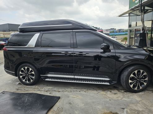 Kia Carnival Diesel 9-Seater Hi-Limousine Signature — пробег 288 000 км — фото 2 из 5
