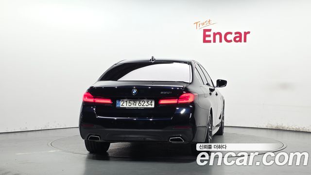 BMW 5-Series 530i M Sport Package — пробег 58 485 км — фото 4 из 5