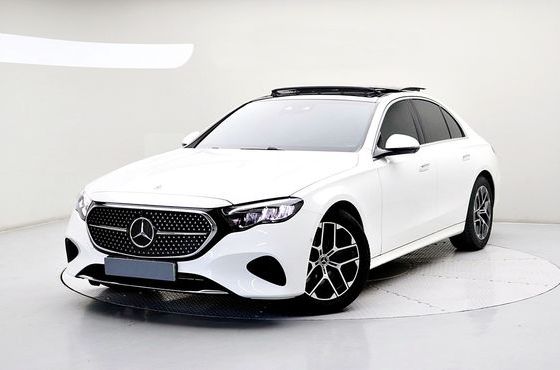 Mercedes-Benz E-Class E200 Avantgarde — пробег 13 464 км — фото 1 из 5