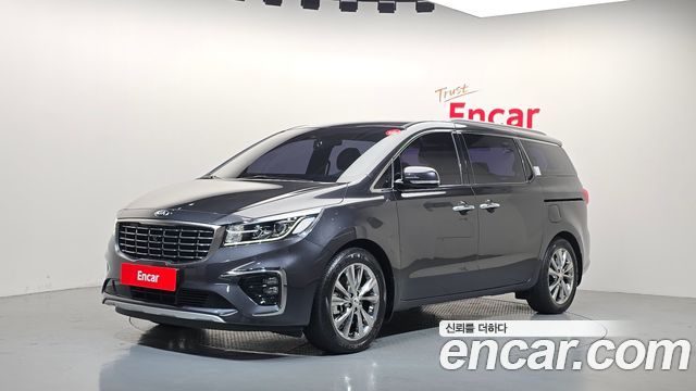 Kia Carnival Gasoline 9-Seater Noblesse Special — пробег 50 047 км — фото 1 из 5