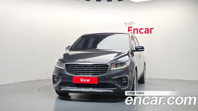 Kia Carnival Gasoline 9-Seater Noblesse Special — пробег 50 047 км — фото 3 из 5