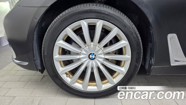 BMW 7-Series 740Ld xDrive — пробег 333 306 км — фото 5 из 5