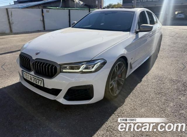 BMW 5-Series M550i xDrive — пробег 39 712 км — фото 2 из 5