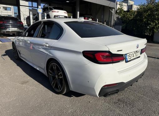 BMW 5-Series M550i xDrive — пробег 39 712 км — фото 3 из 5