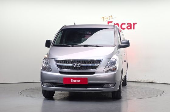 Hyundai Starex 3-Seater VAN CVX Luxury — пробег 159 444 км — фото 3 из 5
