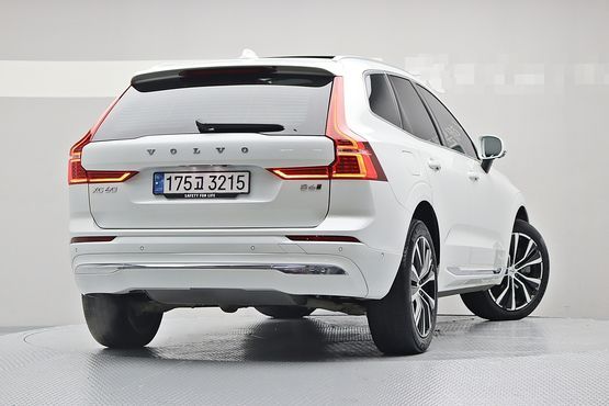 Volvo XC60 B6 Ultra Bright — пробег 41 514 км — фото 2 из 5