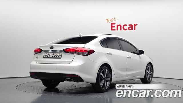 Kia K3 из Кореи Encar