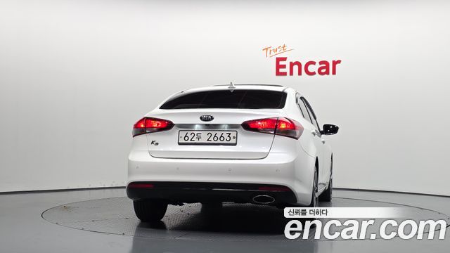Kia K3 из Кореи Encar