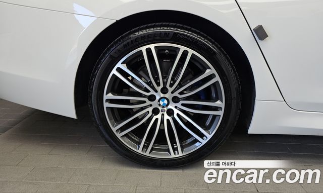BMW 5-Series 530i M Sport Package Plus — пробег 54 914 км — фото 5 из 5