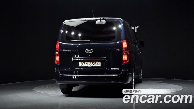 Hyundai Starex Van 3-Seater Smart — пробег 84 242 км — фото 4 из 5