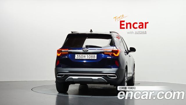 Kia Seltos из Кореи Encar