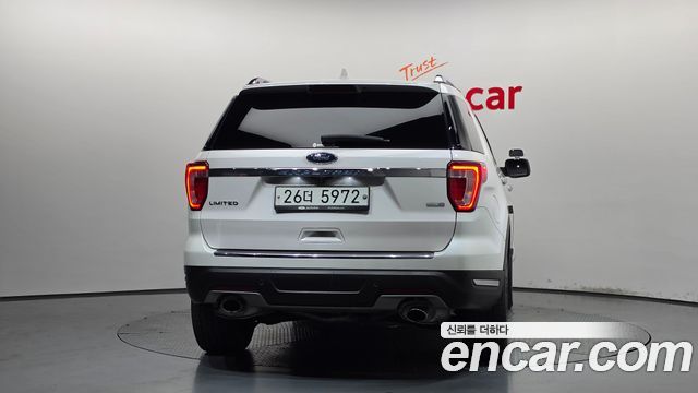 Ford Explorer 2.3 Limited 4WD 5th — пробег 139 989 км — фото 4 из 5