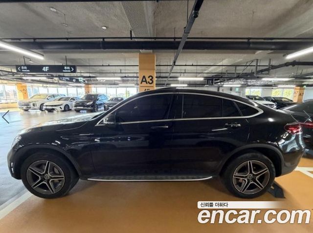 Mercedes-Benz GLC-Class GLC300e 4MATIC Coupe — пробег 27 731 км — фото 3 из 5