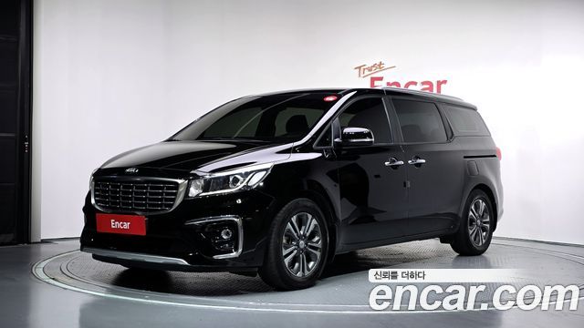 Kia Carnival из Кореи Encar