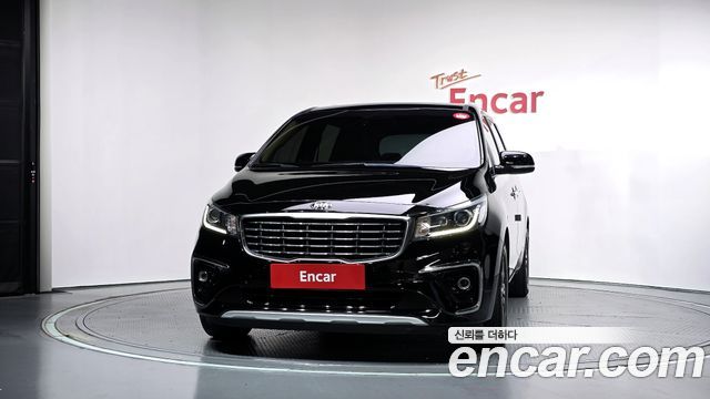 Kia Carnival из Кореи Encar
