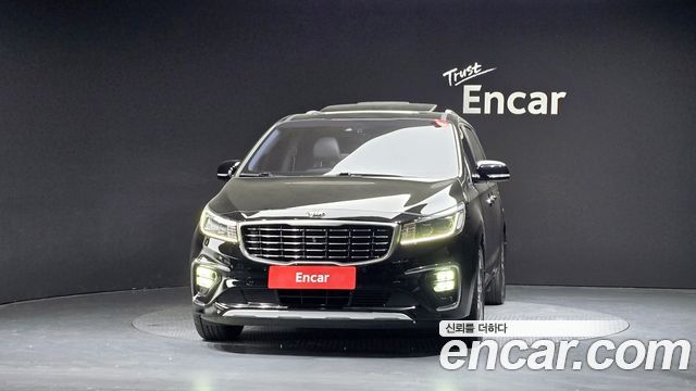 Kia Carnival Gasoline 9-Seater Noblesse Special — пробег 190 458 км — фото 3 из 5