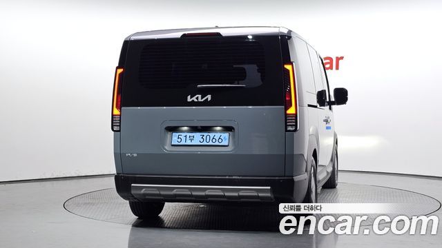 Kia PV5 Passenger 5 Seater Plus — пробег 8 074 км — фото 4 из 5