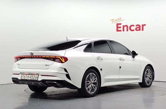 Kia K5 Signature — пробег 83 940 км — фото 2 из 5