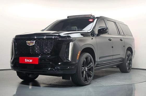 Cadillac Escalade 6.2 ESV ESV Sports Platinum — пробег 6 714 км — фото 1 из 5