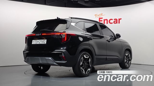 Kia Seltos из Кореи Encar