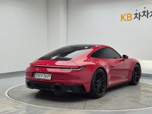 Porsche 911 Carrera GTS — пробег 51 443 км — фото 3 из 5
