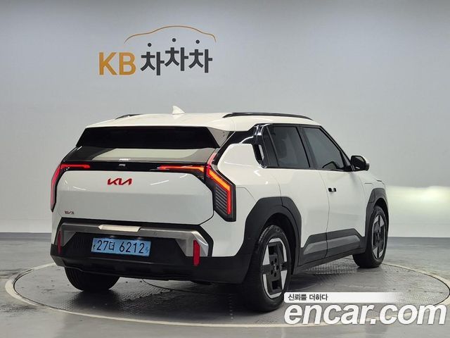 Kia EV3 из Кореи Encar